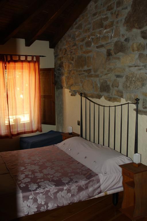 Hotel Rural Santa Cruz Santa Cruz de los Cuérragos Habitación foto